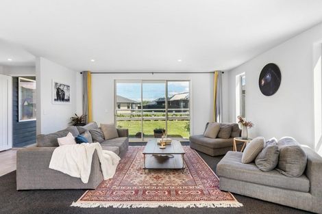 Photo of property in 8 Chadlington Way, Lower Shotover, Queenstown, 9304