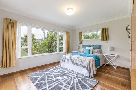 Photo of property in 32 James Tyler Crescent, Lynfield, Auckland, 1042