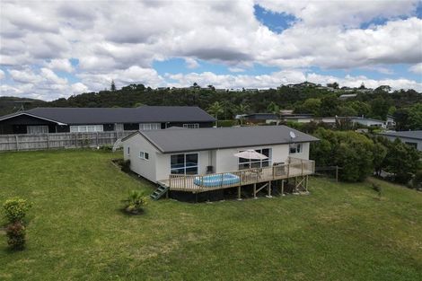 Photo of property in 10 Waterview Place, Haruru, 0204