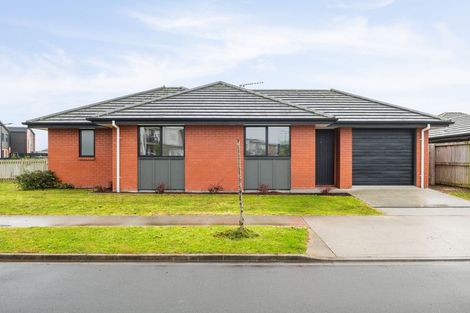 Photo of property in 18 Haddonstone Avenue, Rototuna North, Hamilton, 3210