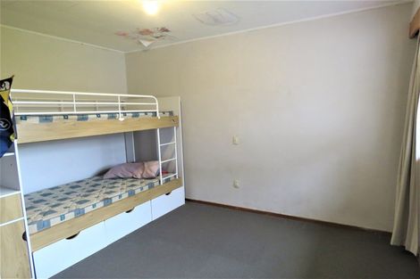 Photo of property in 9 Neill Road, Tokanui, 9884