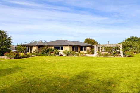 Photo of property in 71 Blackhead Road, Blackhead, Dunedin, 9076