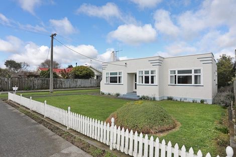 Photo of property in 18 Hammond Street, Marton, 4710