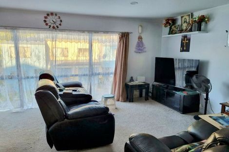 Photo of property in 82 Malaspina Place, Papatoetoe, Auckland, 2025
