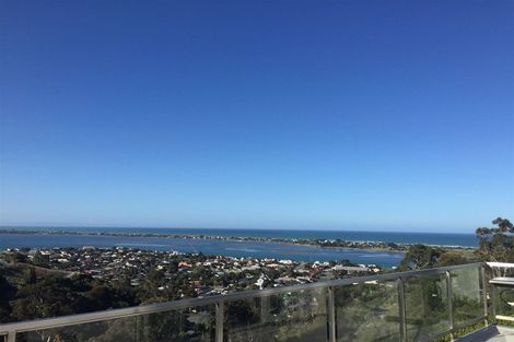 Photo of property in 12 Mandalay Lane, Redcliffs, Christchurch, 8081