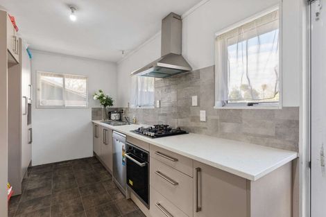 Photo of property in 1/42 Park Estate Road, Rosehill, Papakura, 2113