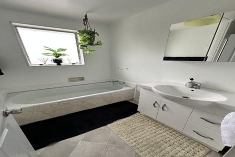 Photo of property in 25 Clapham Grove, Stokes Valley, Lower Hutt, 5019