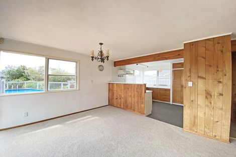 Photo of property in 65 Edgewater Drive, Pakuranga, Auckland, 2010