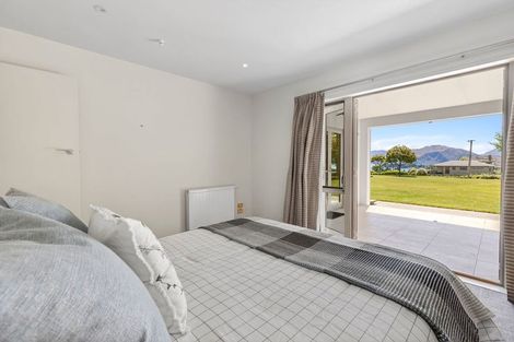 Photo of property in 170 Stone Street, Wanaka, 9305