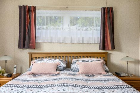 Photo of property in 88 Glendene Avenue, Glendene, Auckland, 0602