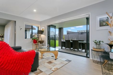 Photo of property in 125 Saint Kilda Road, Cambridge, 3434