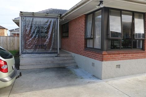 Photo of property in 19 Sunnyside Crescent, Papatoetoe, Auckland, 2025