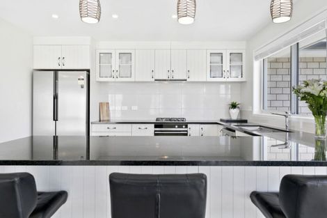 Photo of property in 5 Ernest Kemp Rise, Wharewaka, Taupo, 3330