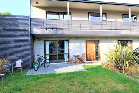 Photo of property in 12 Clematis Court, Wanaka, 9305
