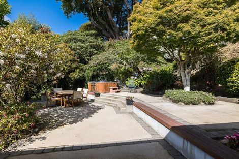 Photo of property in 14 Garfield Avenue, Roslyn, Dunedin, 9010