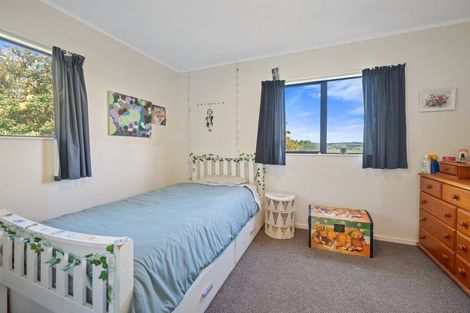Photo of property in 70 Wishart Road, Helensville, 0800