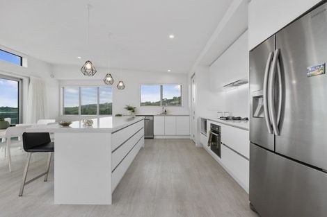 Photo of property in 72 Waikite Road, Welcome Bay, Tauranga, 3112