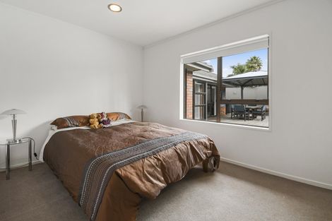 Photo of property in 8 Gigi Place, Conifer Grove, Takanini, 2112