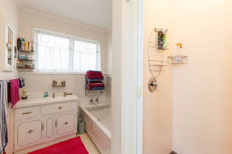 Photo of property in 36 John F Kennedy Drive, Milson, Palmerston North, 4414