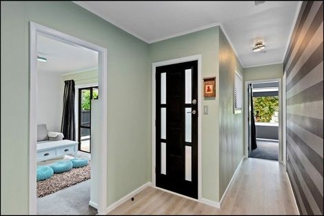 Photo of property in 15 Elwyn Place, Avonhead, Christchurch, 8042