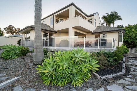 Photo of property in 48 Oxford Street, Te Puke, 3119