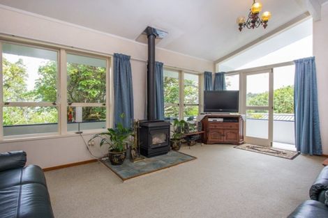 Photo of property in 100 Manganese Point Road, Tamaterau, Whangarei, 0174