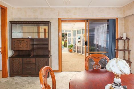 Photo of property in 18 Hulke Street, Foxton, 4814