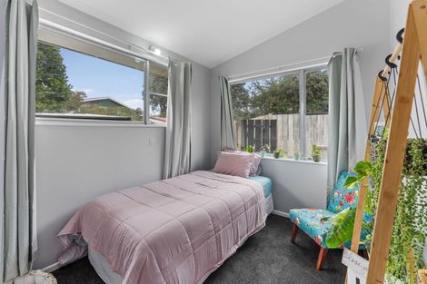 Photo of property in 48 Campbell Avenue, Paraparaumu, 5032