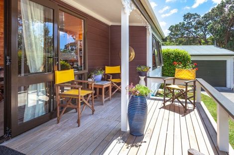 Photo of property in 205 Onemana Drive, Onemana, Whangamata, 3691