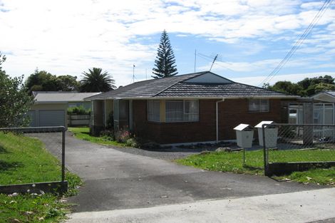Photo of property in 2/89 Coronation Road, Mangere Bridge, Auckland, 2022