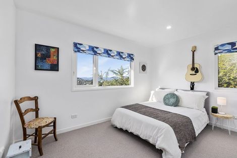 Photo of property in 3 Doris Gordon Crescent, Crofton Downs, Wellington, 6035