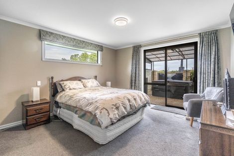 Photo of property in 12 Wilcox Road, Seaward Bush, Invercargill, 9871