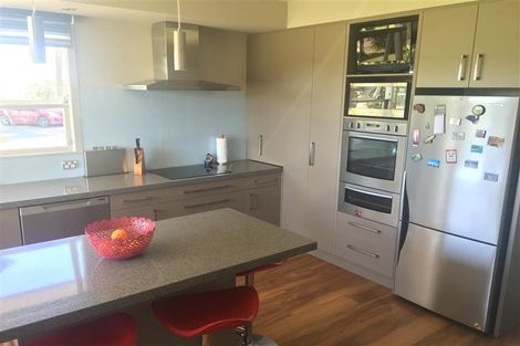 Photo of property in 16 Saint Georges Road, Karamu, Hastings, 4172