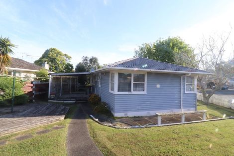 Photo of property in 1 Ngatoa Place, Glenfield, Auckland, 0629