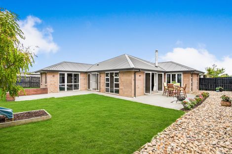 Photo of property in 8 Vivien Place, Patumahoe, Pukekohe, 2679