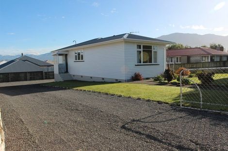 Photo of property in 97 Beach Road, Kaikoura, 7300