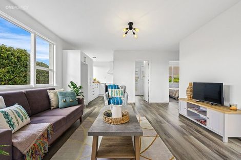 Photo of property in 2/5 Howe Street, New Brighton, Christchurch, 8083