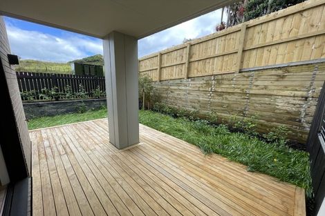 Photo of property in 14 Tukari Lane, Mangere Bridge, Auckland, 2022