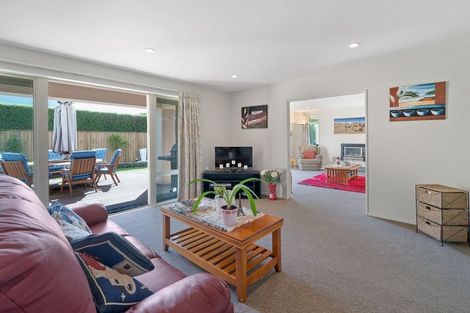 Photo of property in 26 Sovereign Gardens, Halswell, Christchurch, 8025