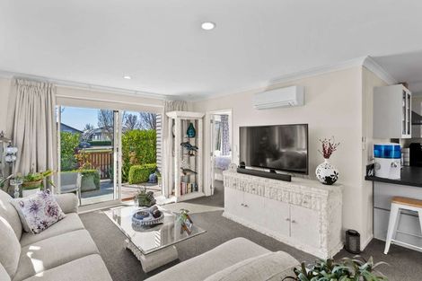 Photo of property in 17 Pounamu Place, Pegasus, 7612