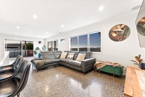 Photo of property in 112 Hibiscus Coast Highway, Red Beach, 0932