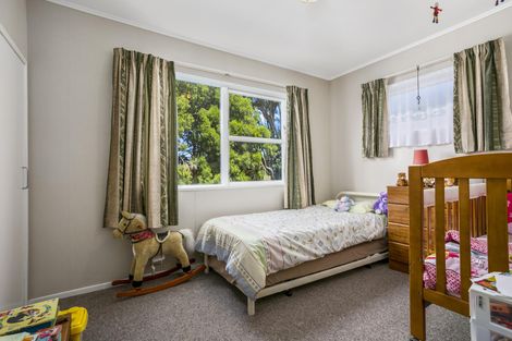 Photo of property in 88 Glendene Avenue, Glendene, Auckland, 0602