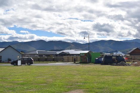 Photo of property in 19 Mill Grove, Clareville, Carterton, 5713