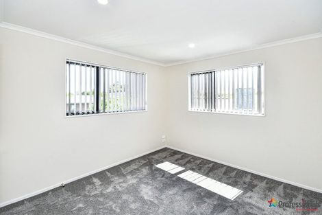 Photo of property in 4a Romney Place, Manurewa, Auckland, 2102