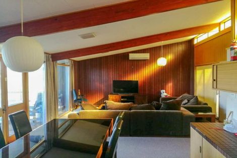 Photo of property in 13 Churchill Road, Murrays Bay, Auckland, 0630