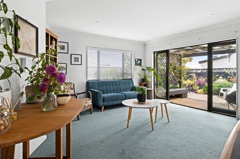 Photo of property in 19 Ayrshire Drive, Havelock North, 4130