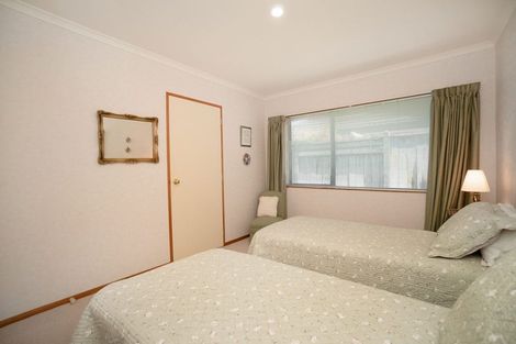 Photo of property in 20 Strachan Way, Highbury, Palmerston North, 4412