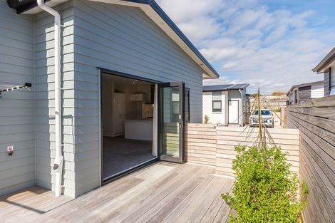 Photo of property in 21c Margaret Road, Raumati Beach, Paraparaumu, 5032