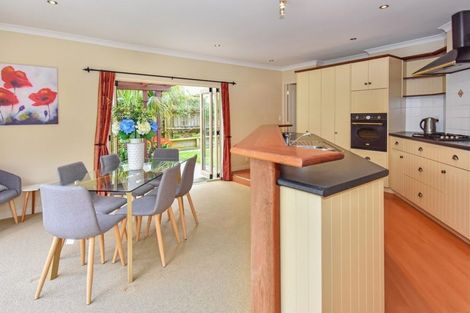 Photo of property in 26 Byblos Place, The Gardens, Auckland, 2105