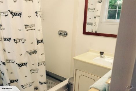 Photo of property in 81 Roxburgh Street, Mount Victoria, Wellington, 6011